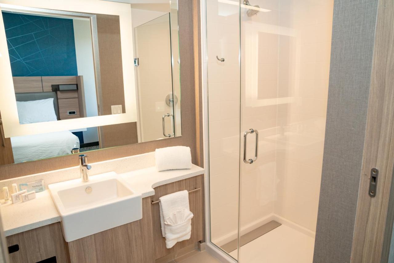 Springhill By Marriott Hotel