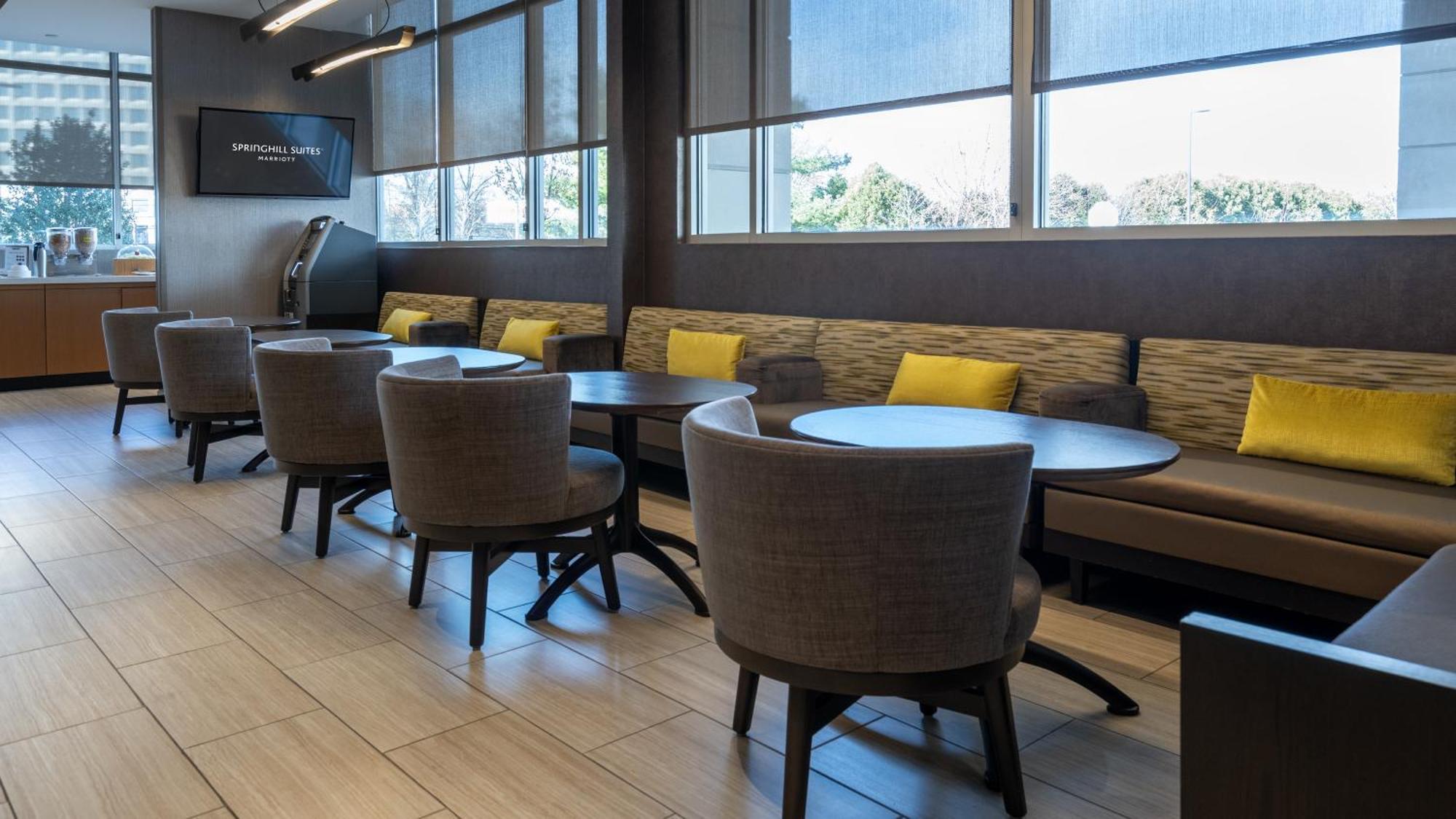 Springhill By Marriott Hotel 3*